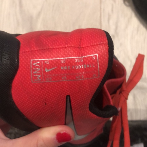 Nike indoor soccer cleats - Picture 4 of 6